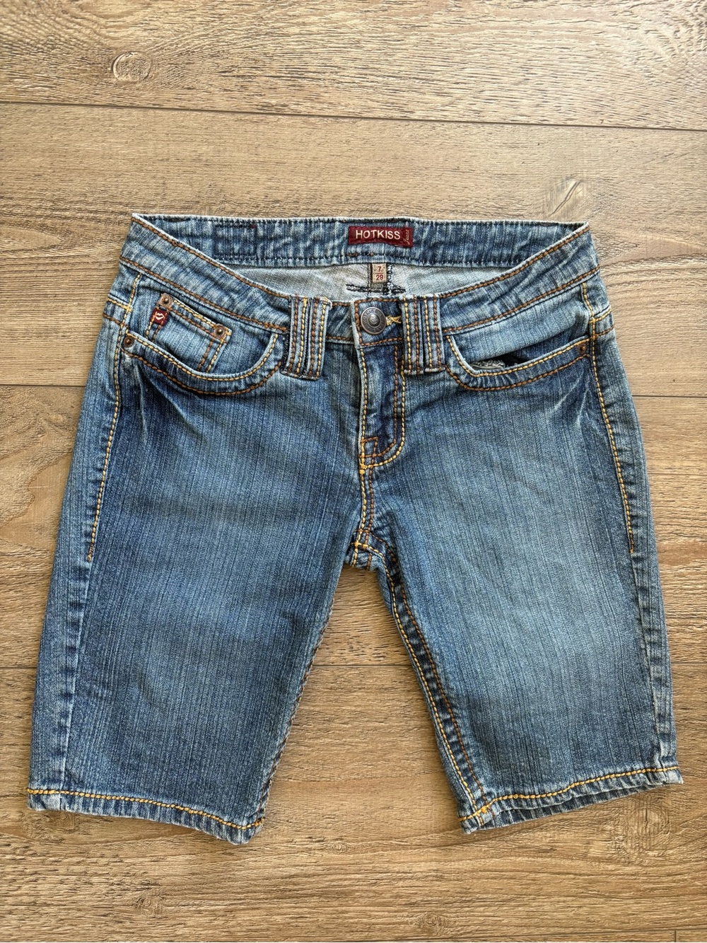 Y2K Hot Kiss Low Rise Blue Denim Capri Cropped Capri Bermuda Jean Shorts Jorts